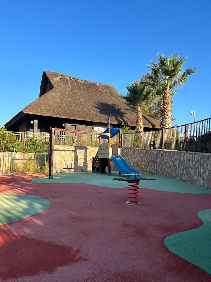 Quite & Relaxing Private Apartment For 2-6 Pers - Golf & Pool Resort - 무르시아 외부 사진