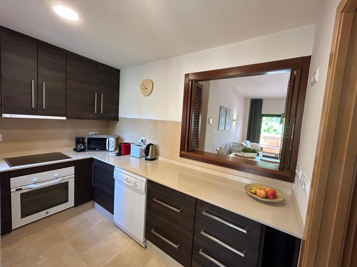 Quite & Relaxing Private Apartment For 2-6 Pers - Golf & Pool Resort - 무르시아 외부 사진