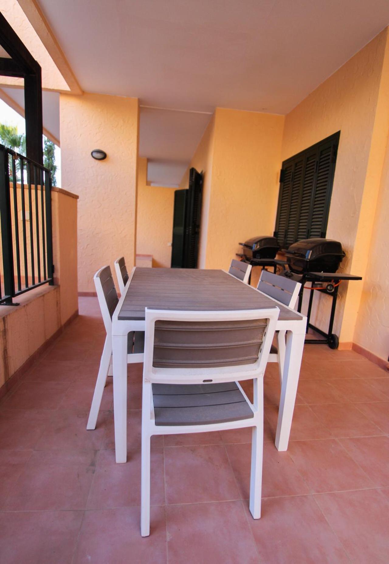 Quite & Relaxing Private Apartment For 2-6 Pers - Golf & Pool Resort - 무르시아 외부 사진